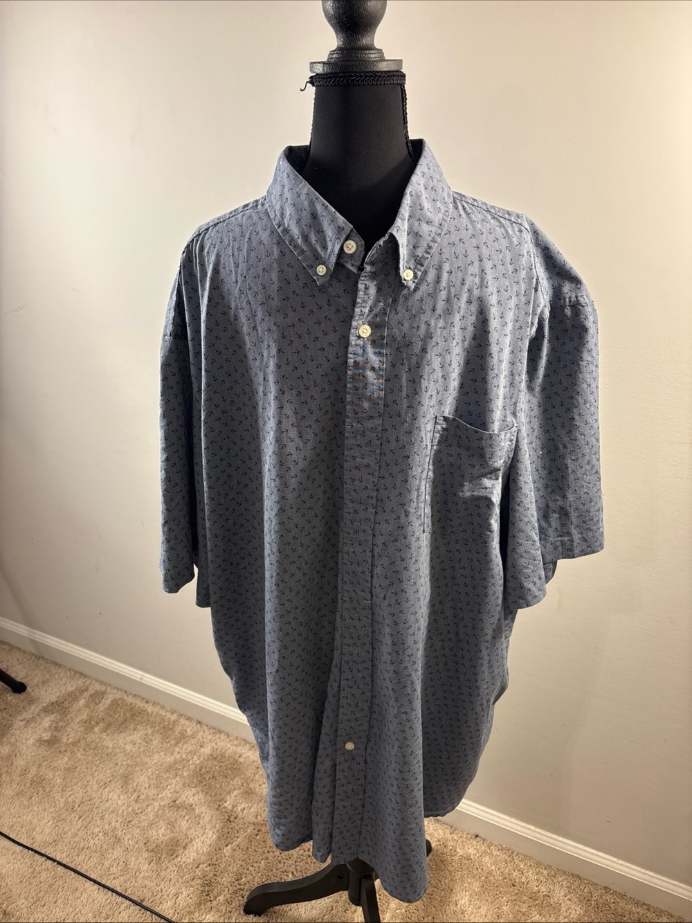 Chaps Men's Short Sleeve Button-Down Shirt in Light Blue Micro Print 551